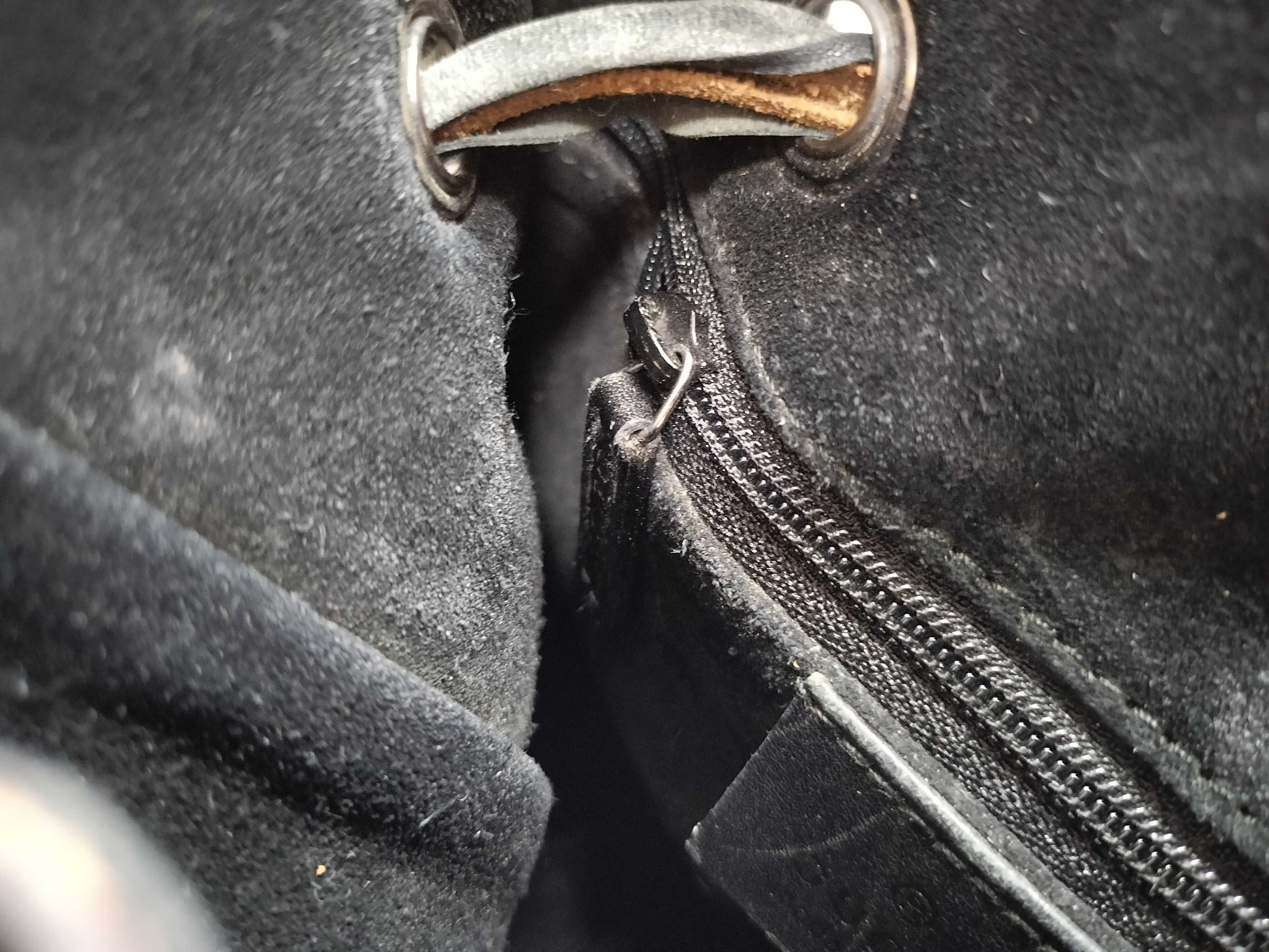 GUCCI GG Suede 0013746 Shoulder Bag