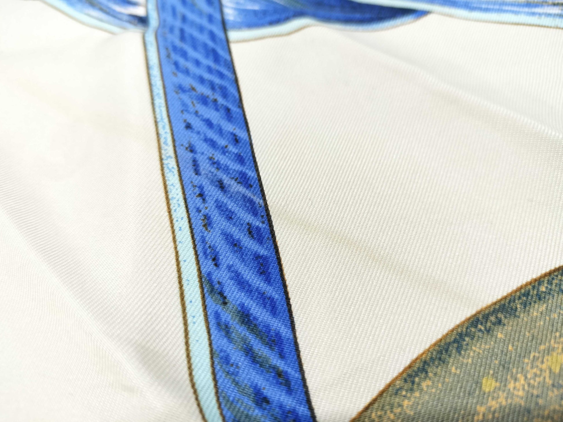HERMES Carré 90 Key Pattern Scarf