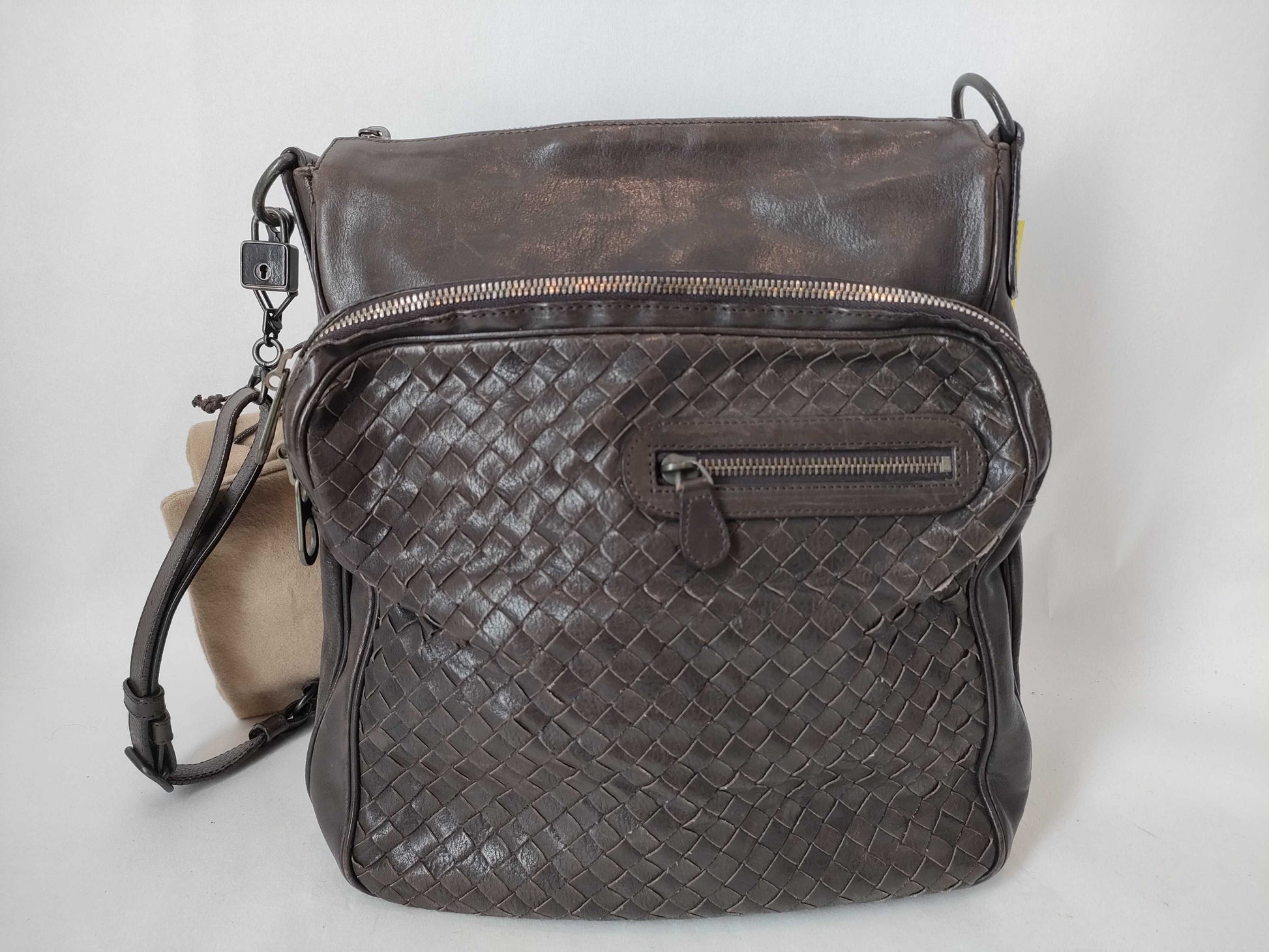 BOTTEGA VENETA Intrecciato Shoulder Bag