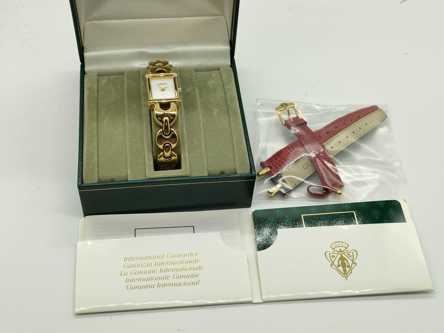 GUCCI 1800L 0026346 Unworked Women's Watch