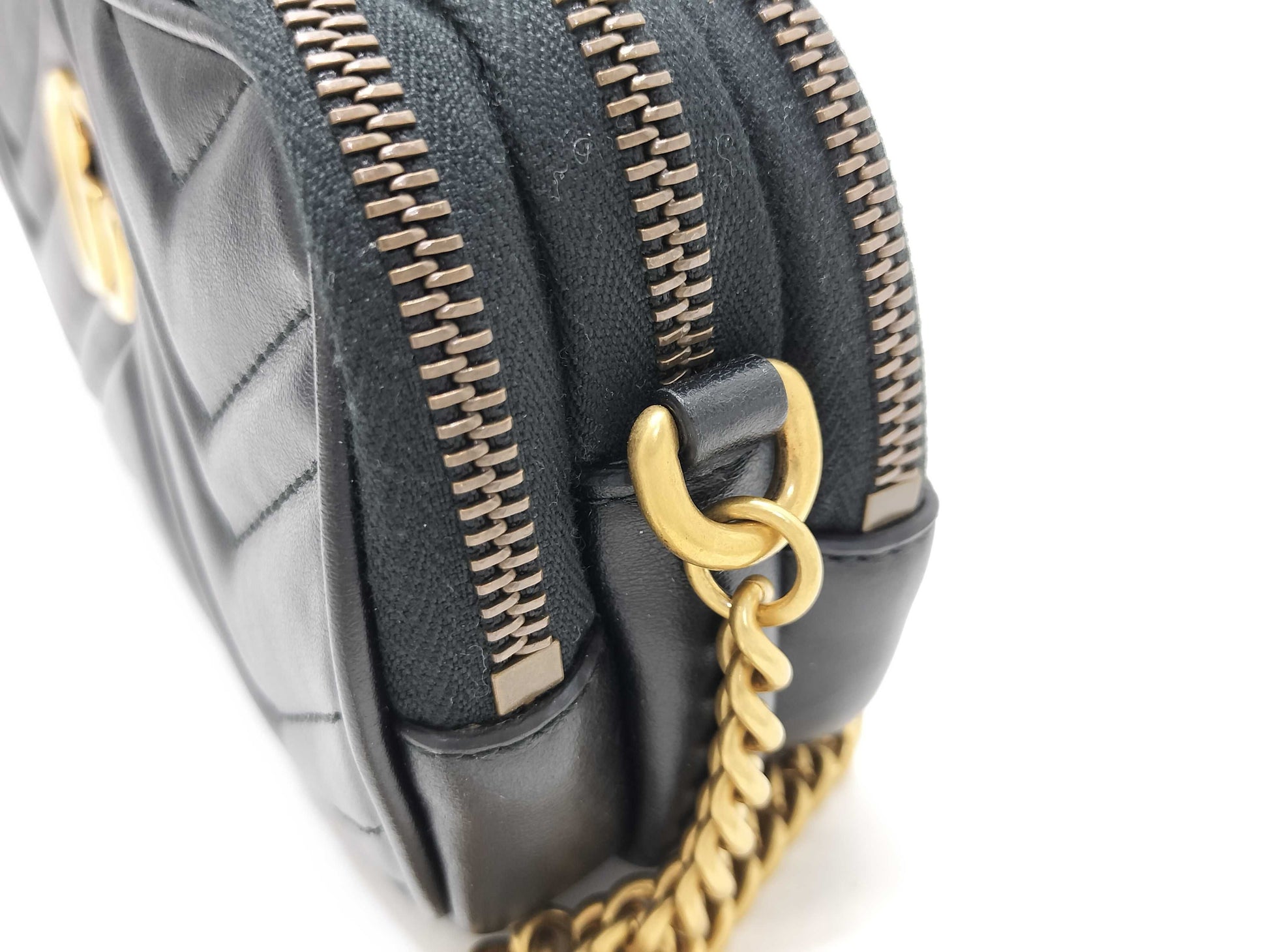 GUCCI 546581 Marmont M Shoulder Bag