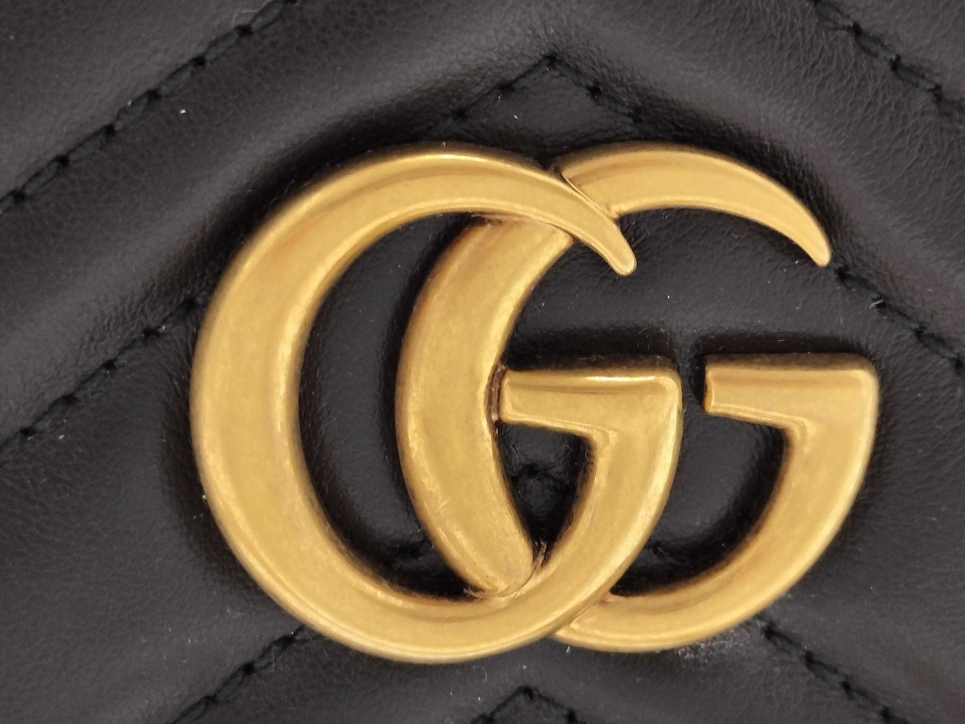 GUCCI 546581 Marmont M Shoulder Bag