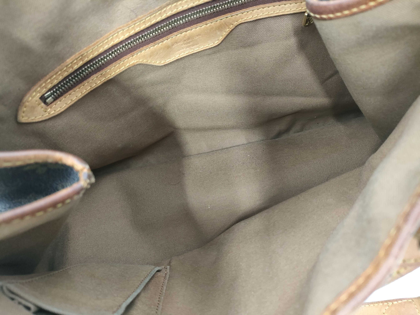 LOUIS VUITTON Monogram M51154 Batignolles Horizontal Shoulder Bag 