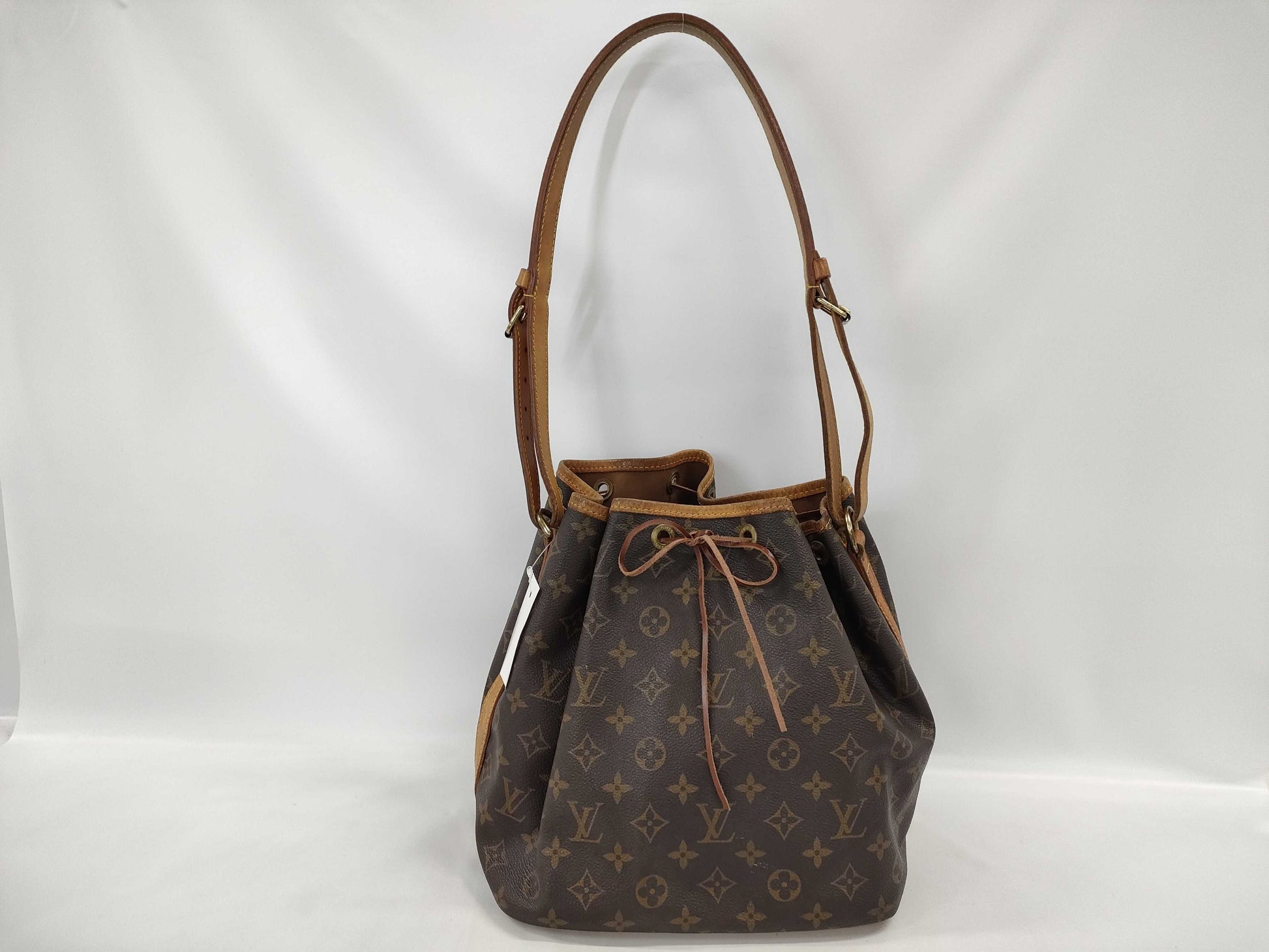 LOUIS VUITTON Monogram M42224 Noe Shoulder Bag