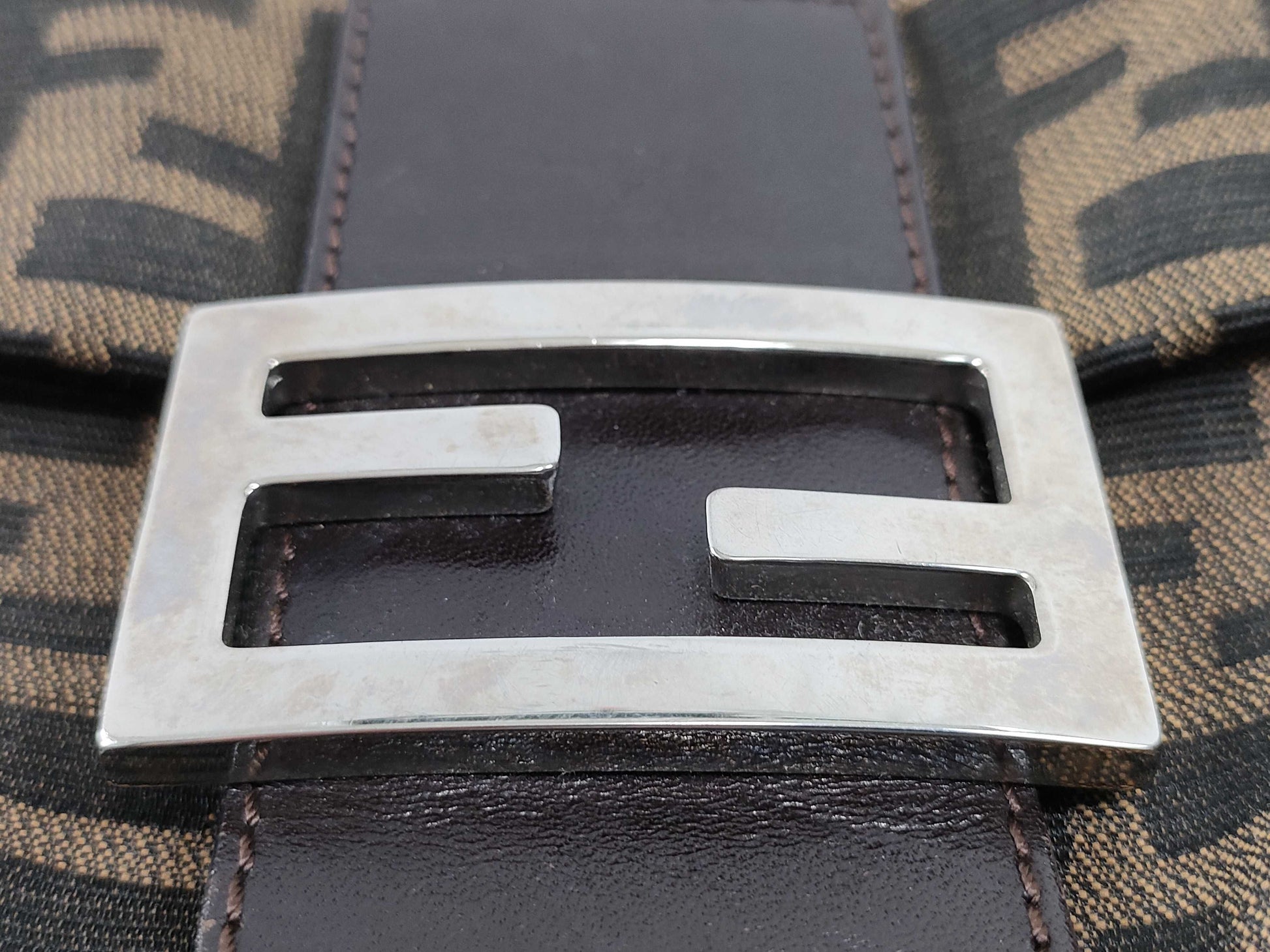 FENDI Zucca Mamma Bucket One-Shoulder Shoulder Bag