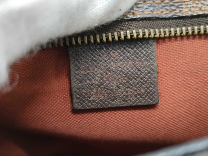 LOUIS VUITTON Damier N51982 Truth Makeup Pouch