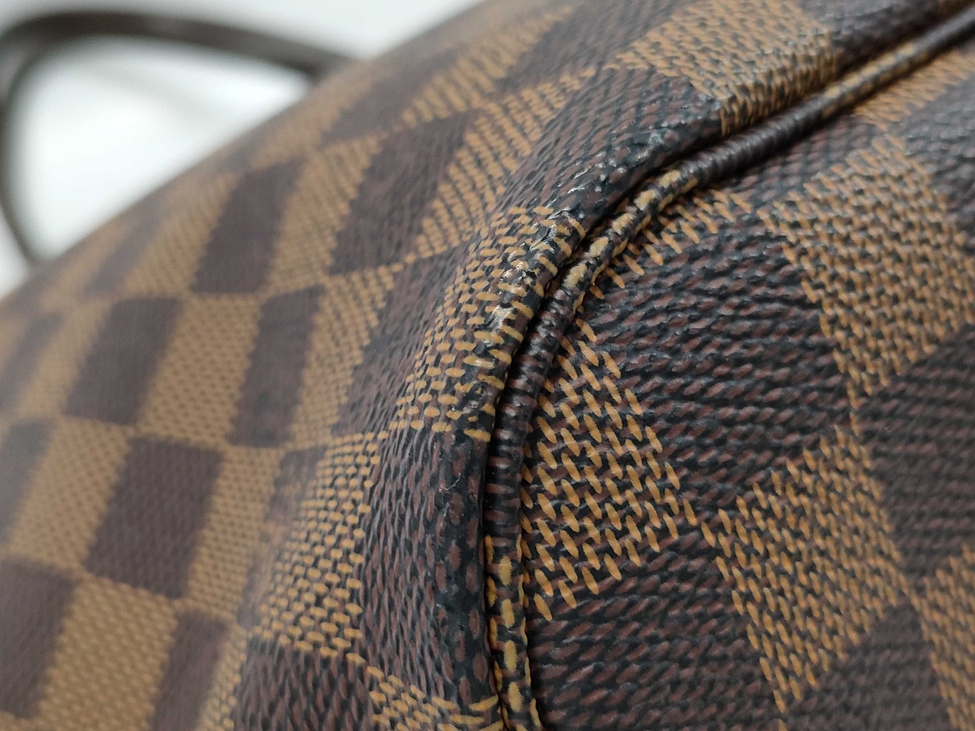 LOUIS VUITTON Damier Neverfull MM Tote Bag with Complete Accessories