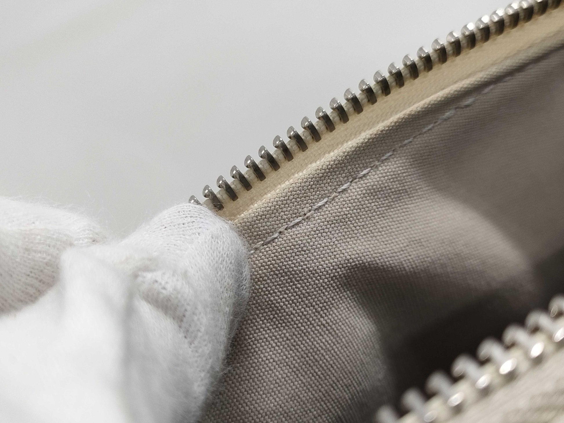 LOUIS VUITTON Epi Speedy 35 Boston Bag