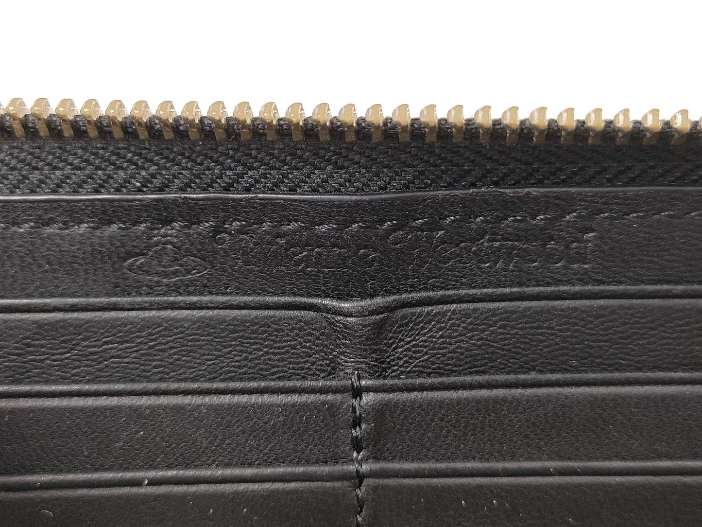  Vivienne Westwood Zippy Long Wallet