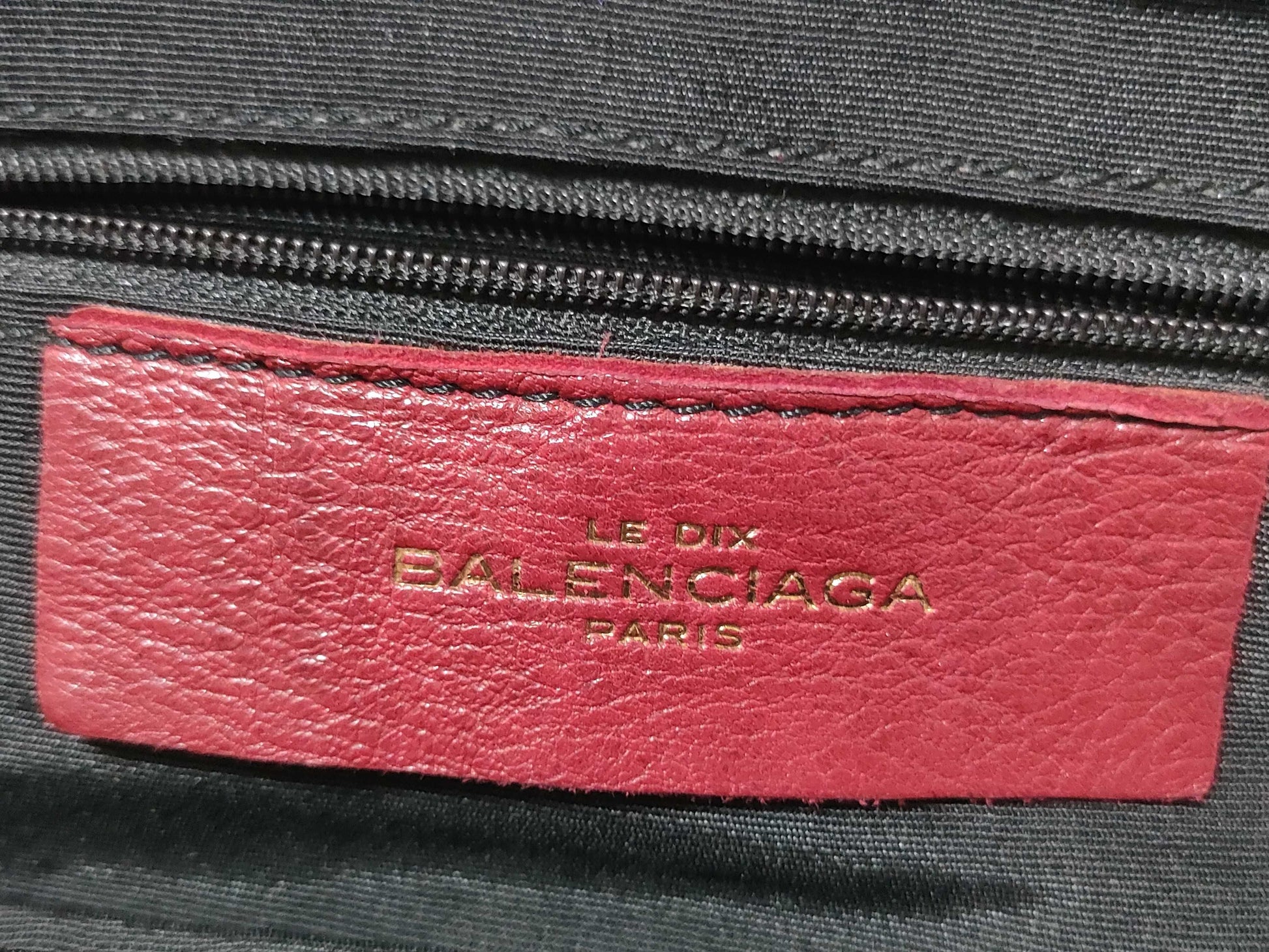 BALENCIAGA LE DIX Clasp One-Shoulder Red Shoulder Bag