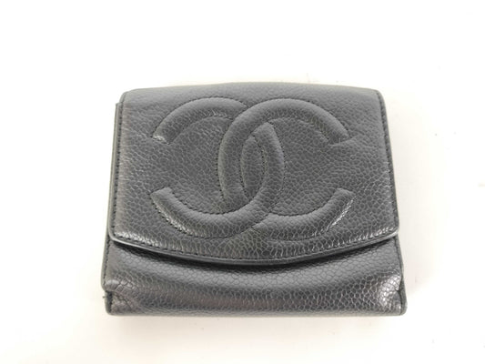 CHANEL [With sticker] No. 2 Caviar Leather Bifold Wallet