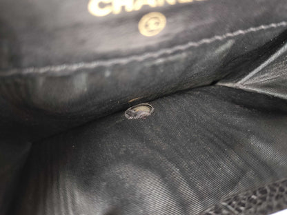 CHANEL [With sticker] No. 2 Caviar Leather Bifold Wallet