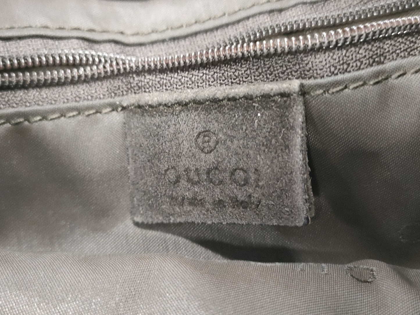 GUCCI Louis Vuitton, Gucci *2 damaged shoulder bags