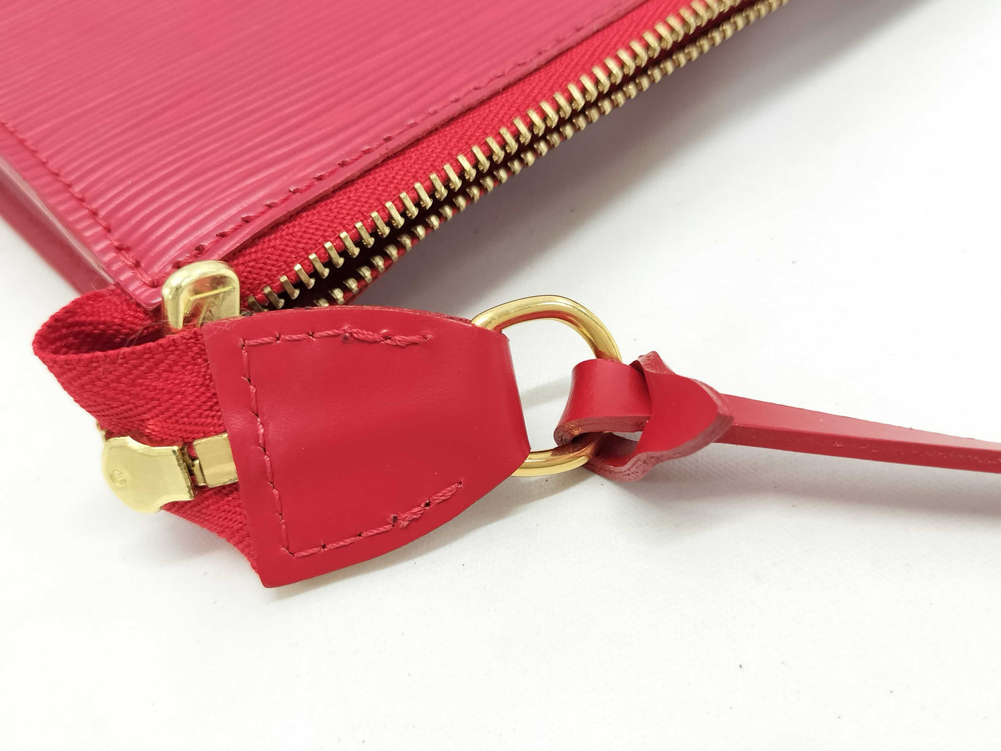 LOUIS VUITTON AR0013 Epi Pochette Accessoires M52947 Handbag