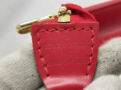 LOUIS VUITTON AR0013 Epi Pochette Accessoires M52947 Handbag