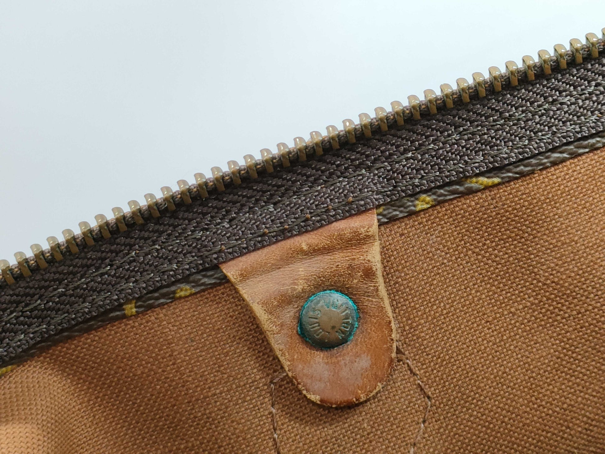 LOUIS VUITTON Monogram M41106 Speedy 40 Handbag with Broken Handle