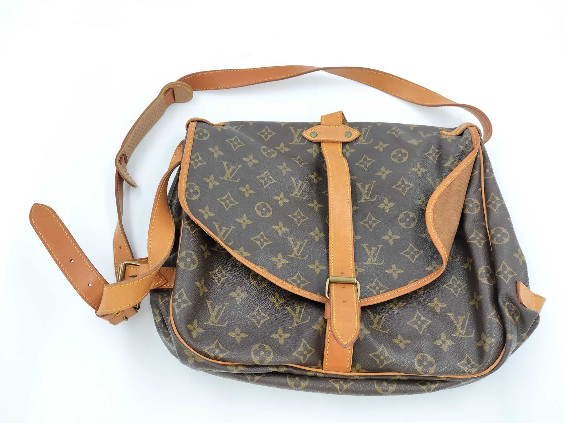 LOUIS VUITTON Monogram M40662 Saumur GM Shoulder Bag