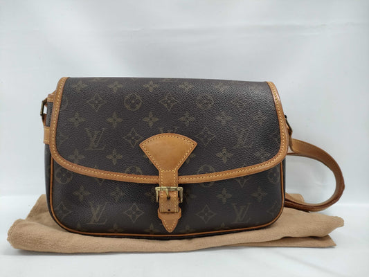 LOUIS VUITTON Monogram M42250 Sologne Shoulder Bag