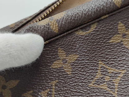 LOUIS VUITTON Monogram M47524 True Toilet Pouch