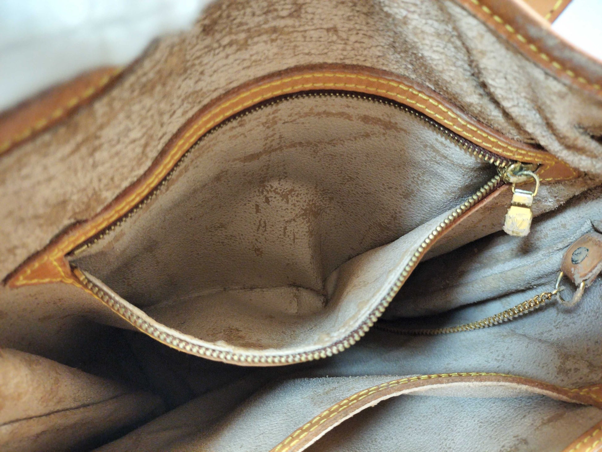 LOUIS VUITTON SD0997 Monogram Bucket GM Shoulder Bag