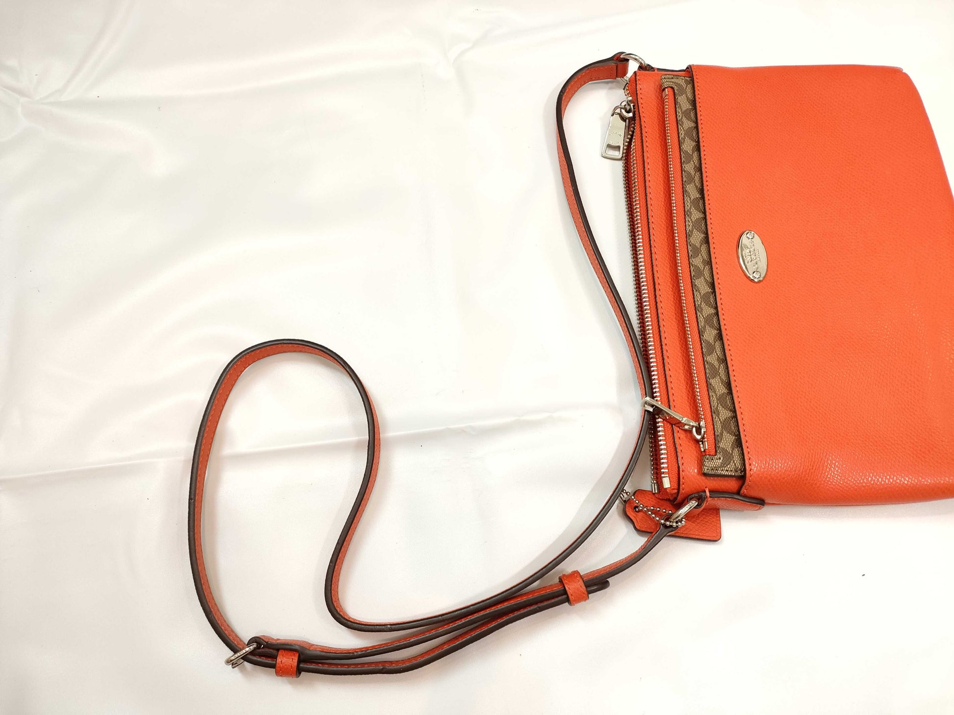 COACH Signature *4-piece handbag