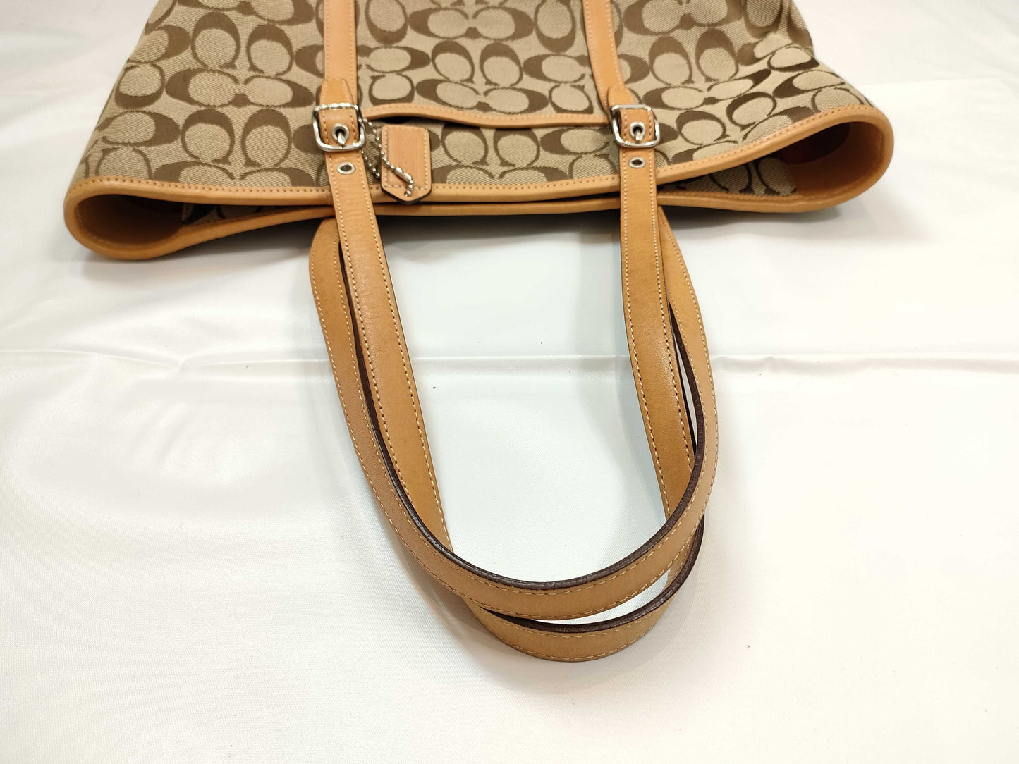 COACH Signature *4-piece handbag
