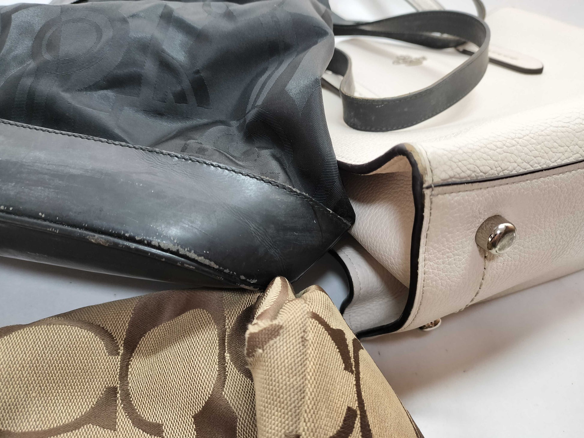 COACH 25137 / Signature F15067 / Ferragamo One-Shoulder / ZARA Backpack Tote Bag