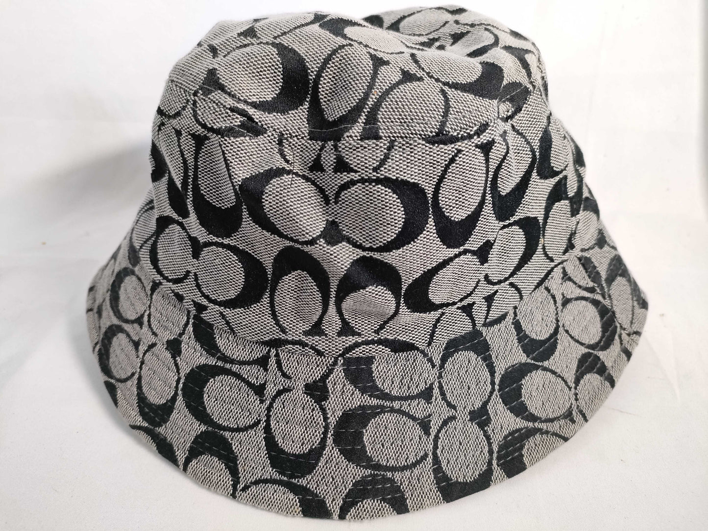 COACH Signature Pouch / Bucket Hat 