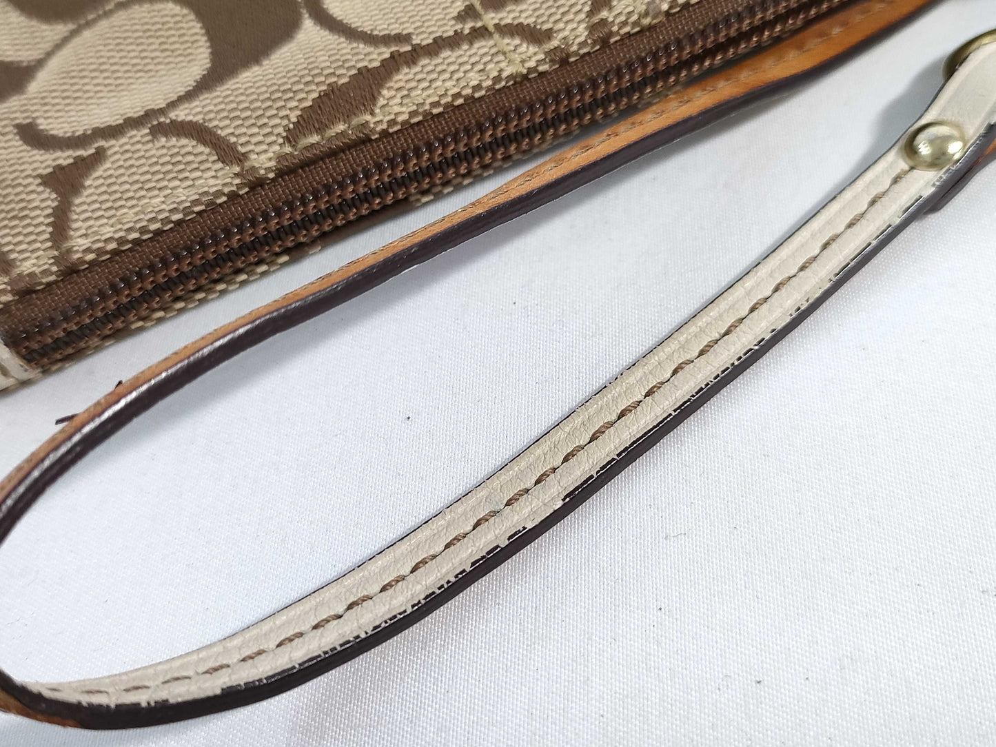 COACH Signature Pouch / Bucket Hat 