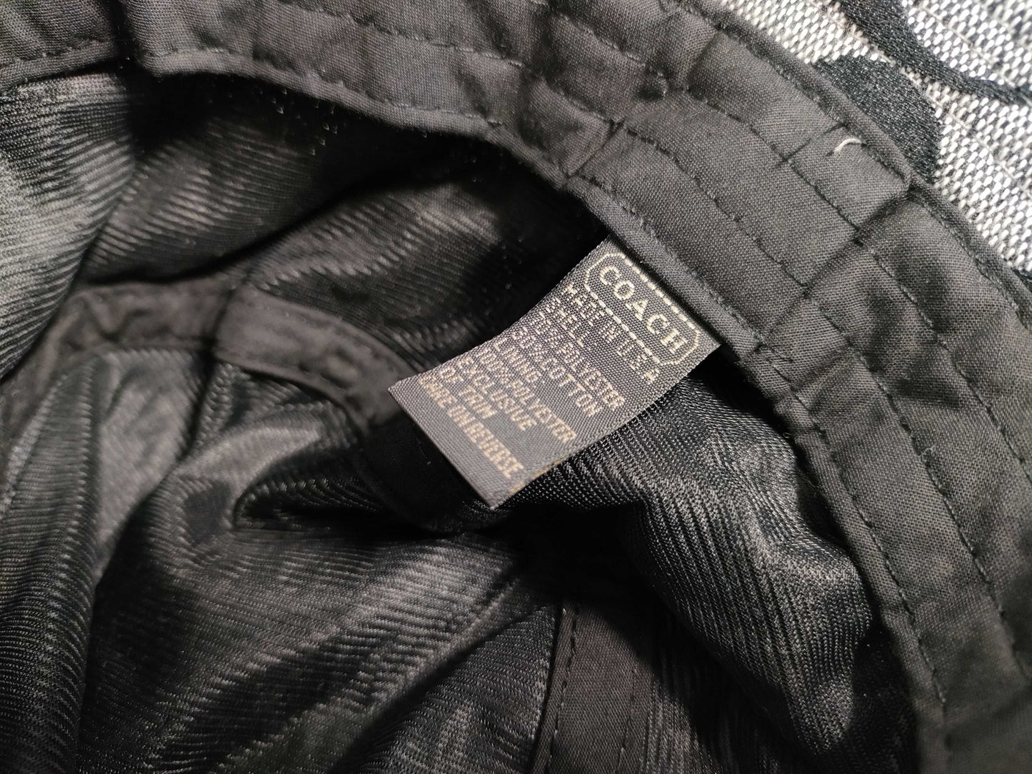 COACH Signature Pouch / Bucket Hat 