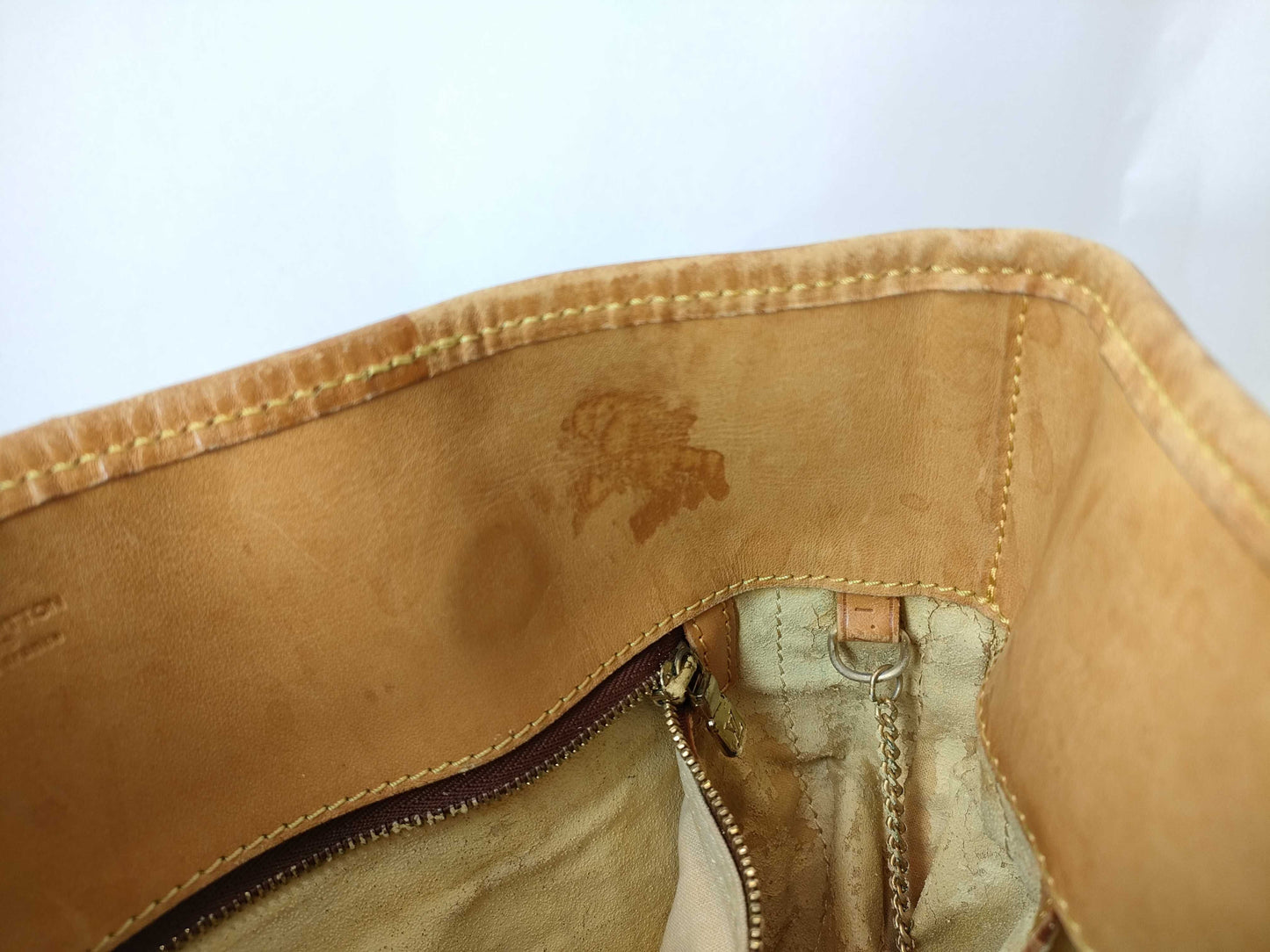 LOUIS VUITTON RFID Unverifiable, Serial Unverifiable, Monogram M42236/Baguette GM/Medium Junk/Undated Tote Bag