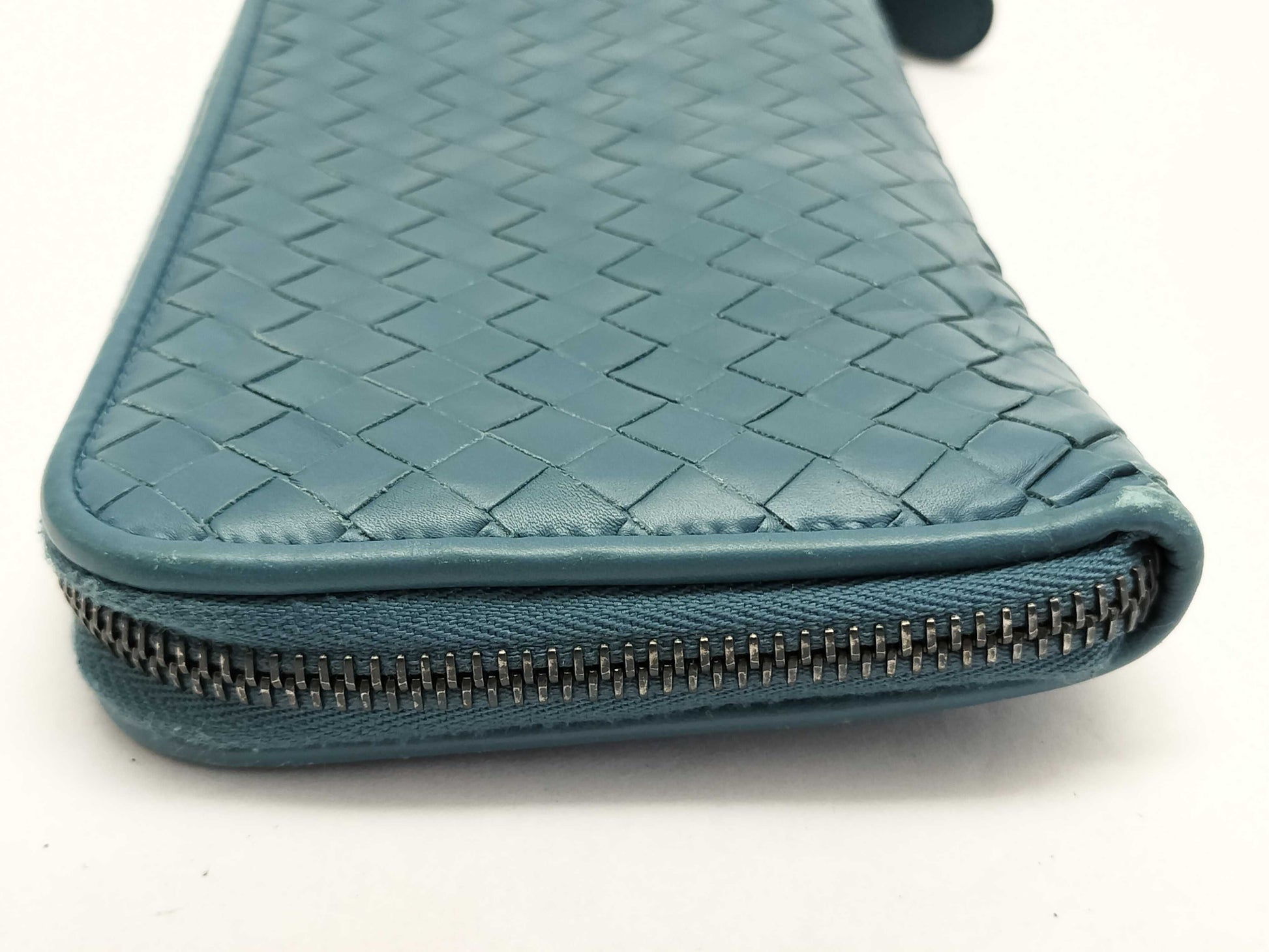 BOTTEGA VENETA Intrecciato Long Wallet