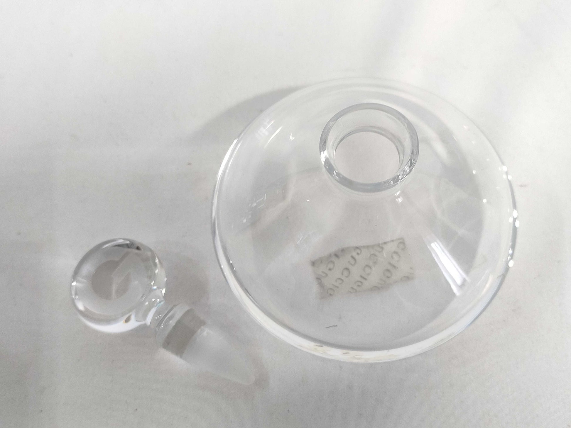GUCCI perfume refill bottle and other accessories