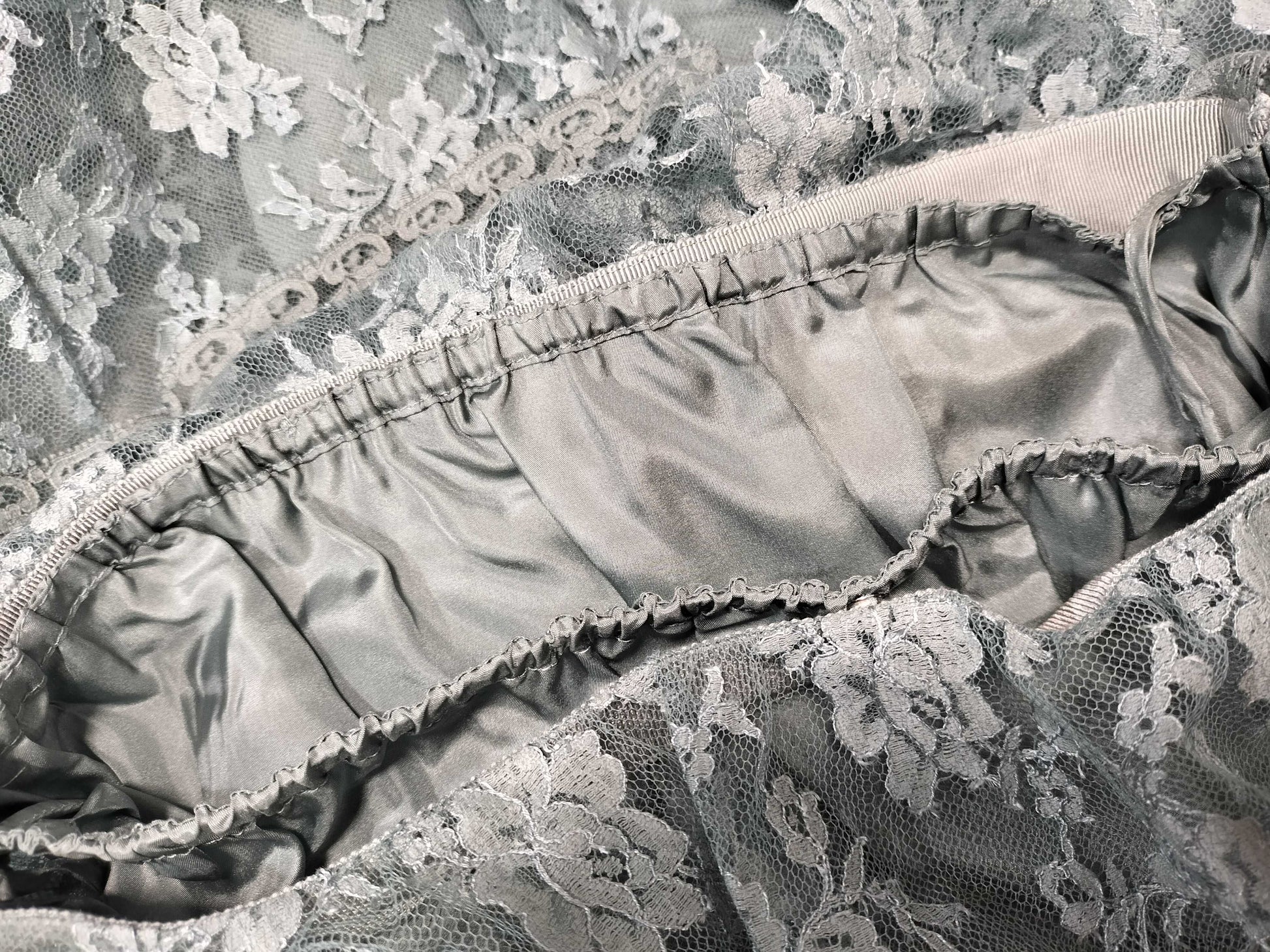 GUCCI 699241 Floral Lace Maxi Skirt with tags