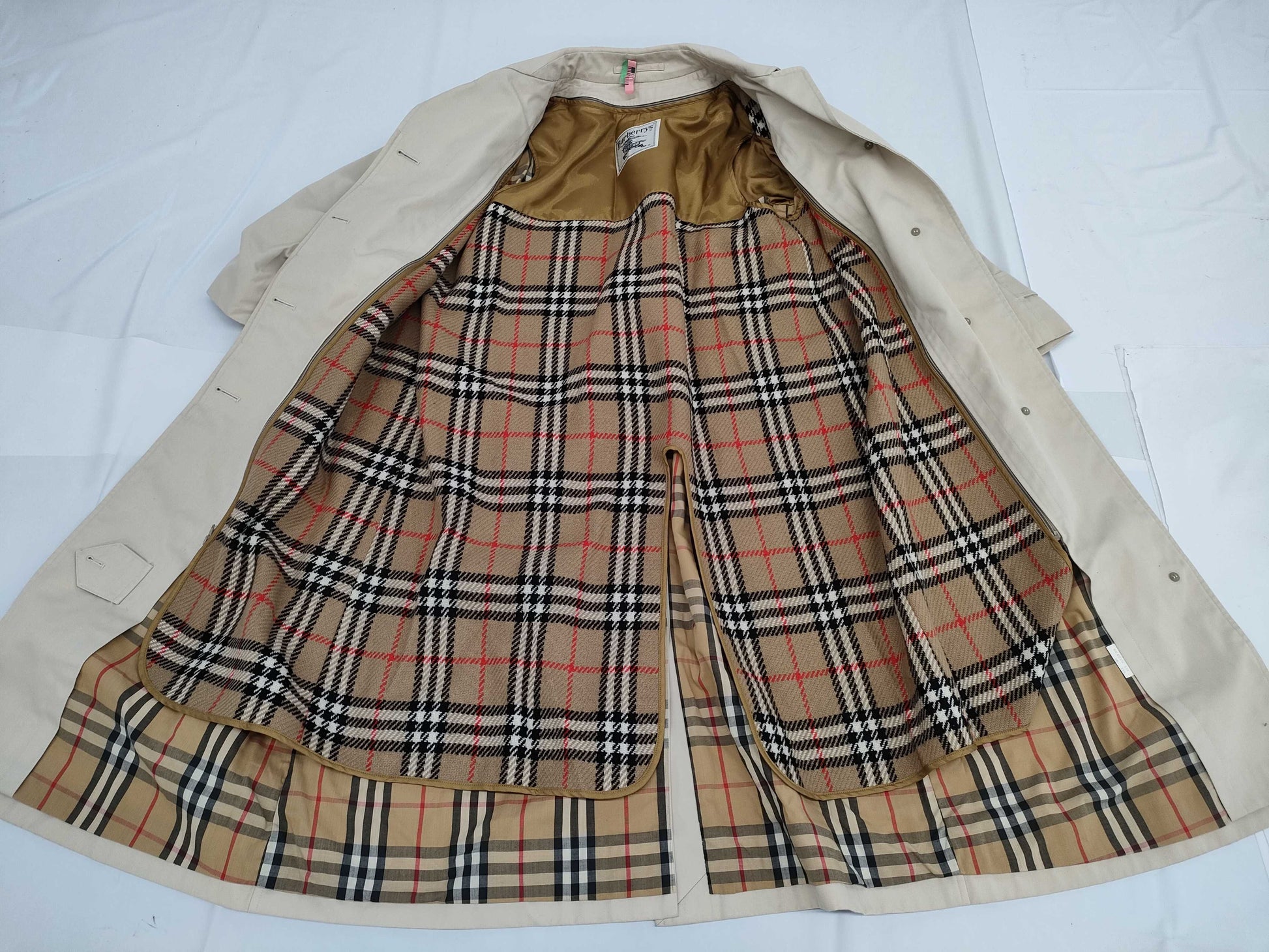 BURBERRY Trench Coat with Liner