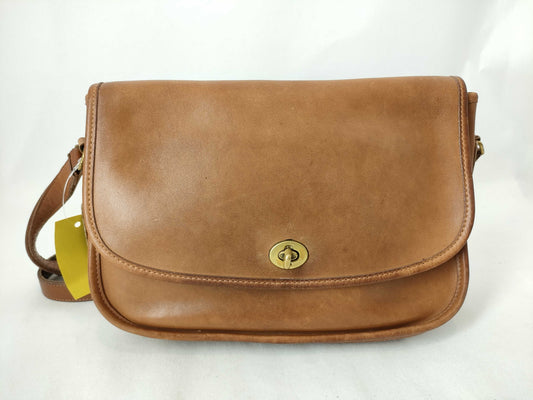 COACH Leather Shoulder Bag Flap Brown 044 Shoulder Bag