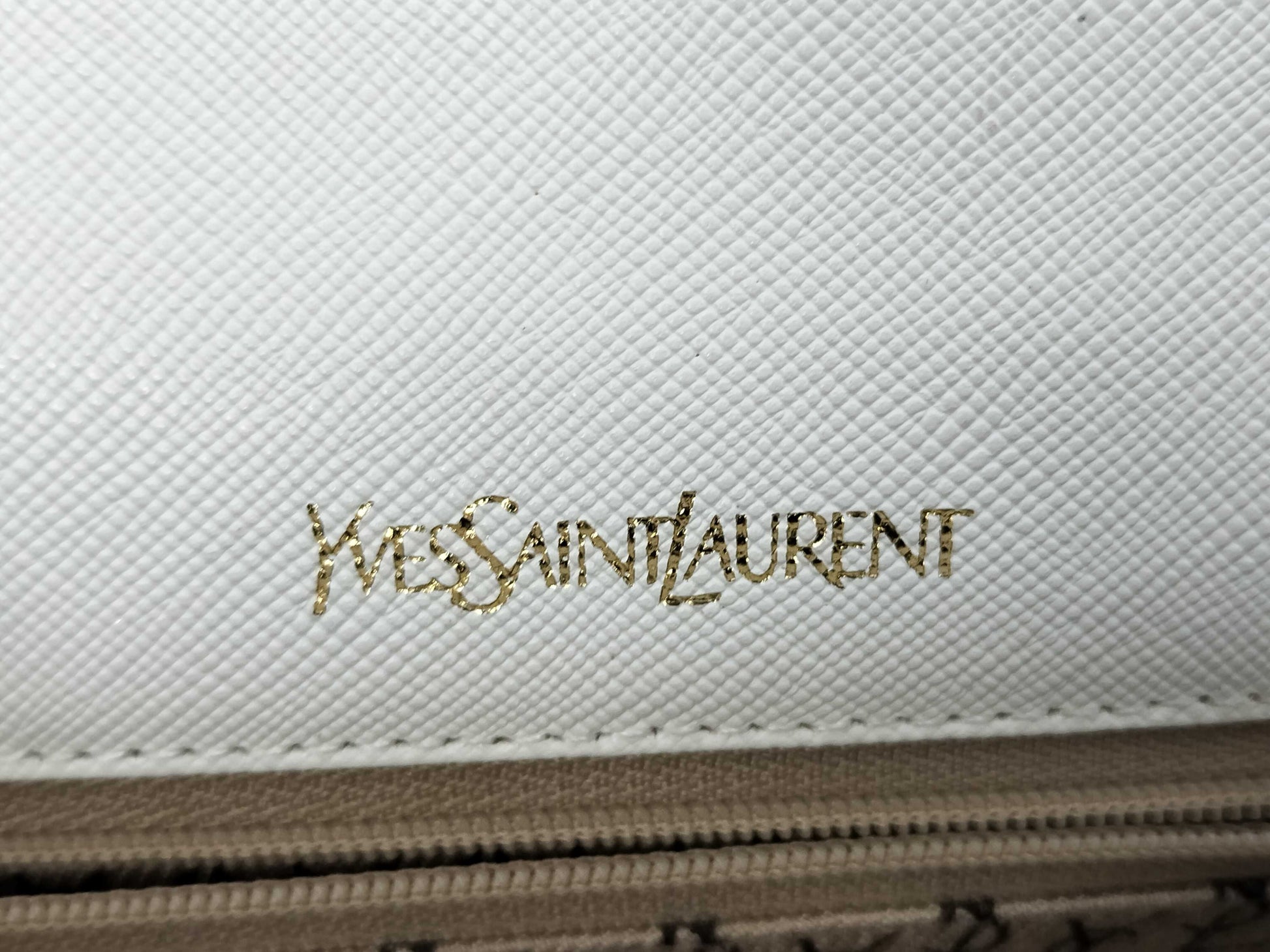 Yves Saint Laurent Logo Clutch/Second Bag Flap Vintage White Clutch Bag