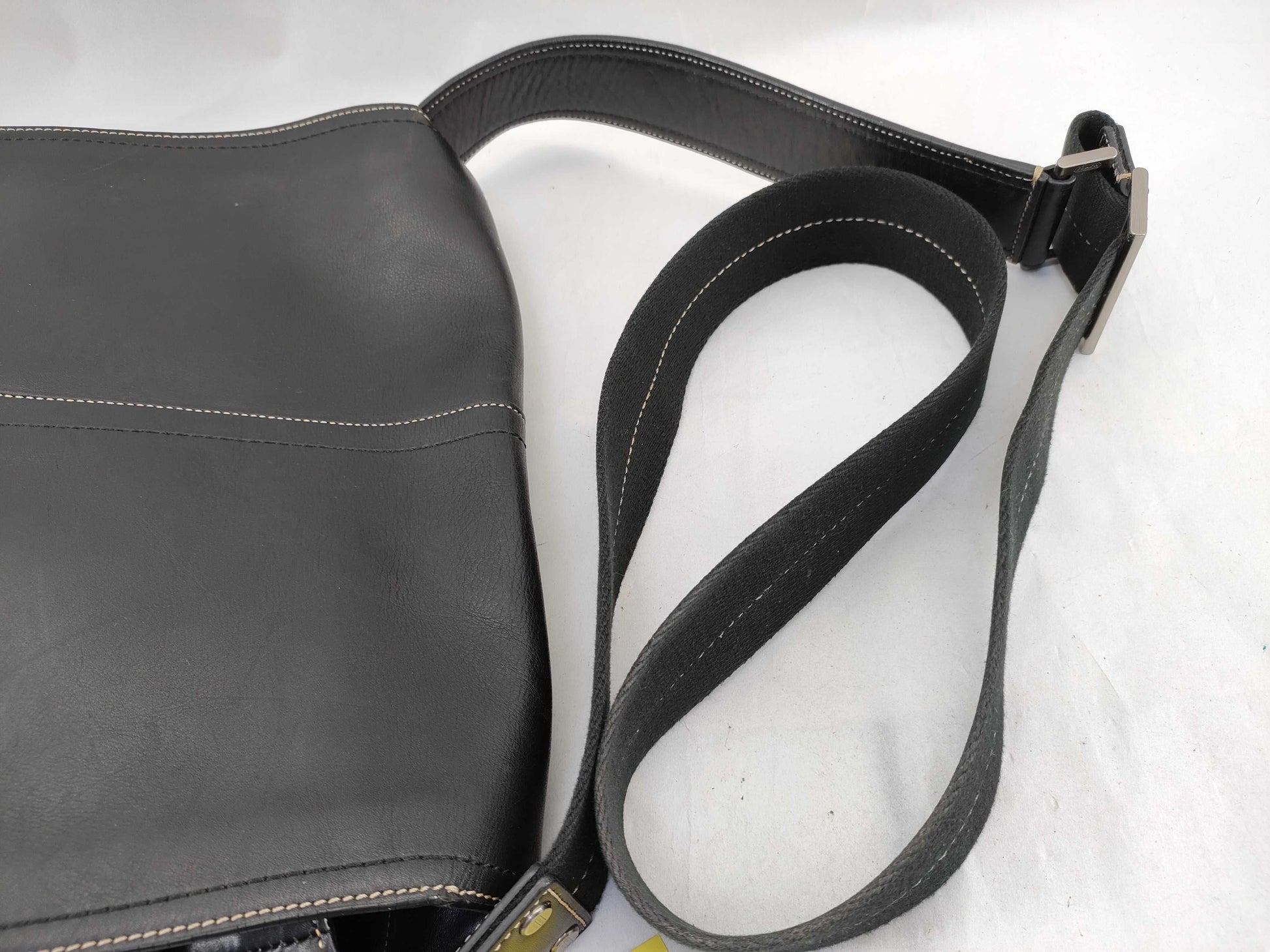COACH F05A02 / Messenger bag Shoulder bag