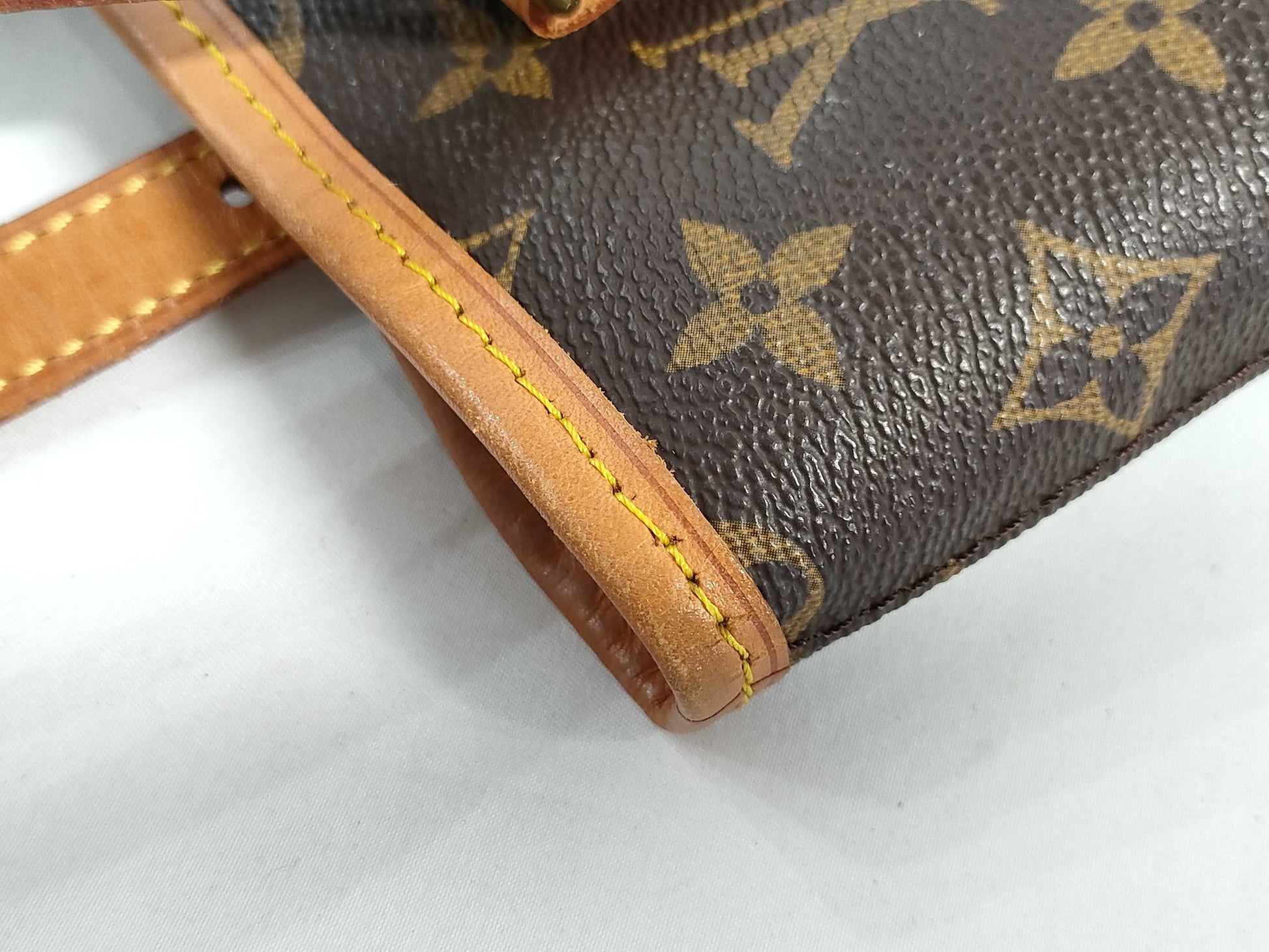 LOUIS VUITTON RFID Unverifiable DK4089 Monogram Bucket PM Tote Bag