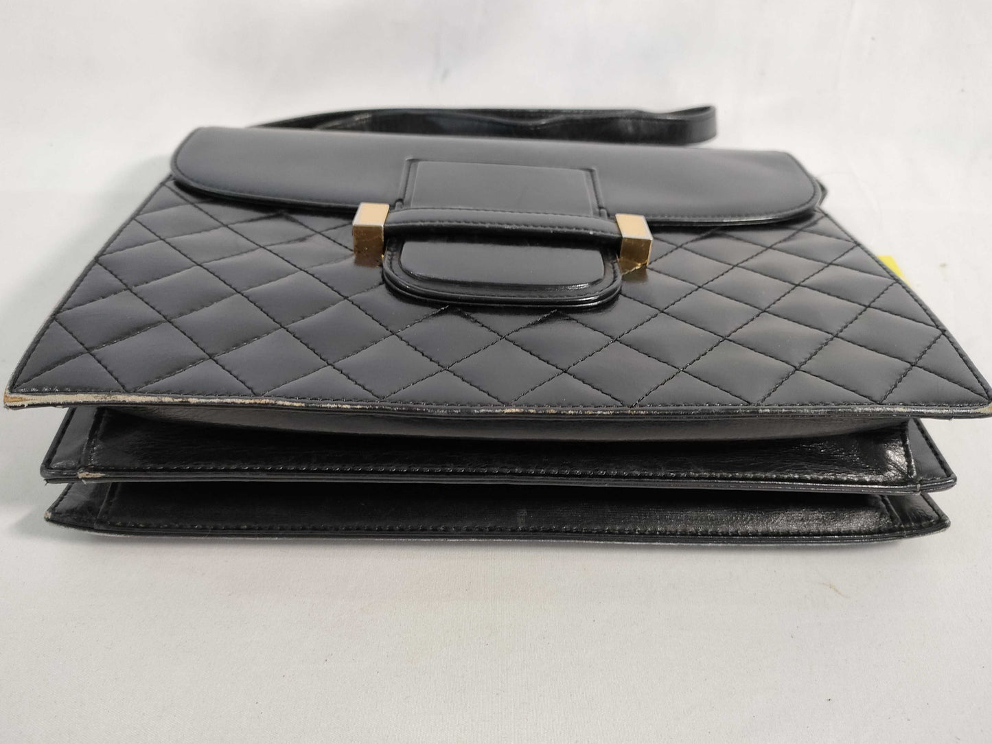 Yves Saint Laurent Vintage Shoulder Bag in Black