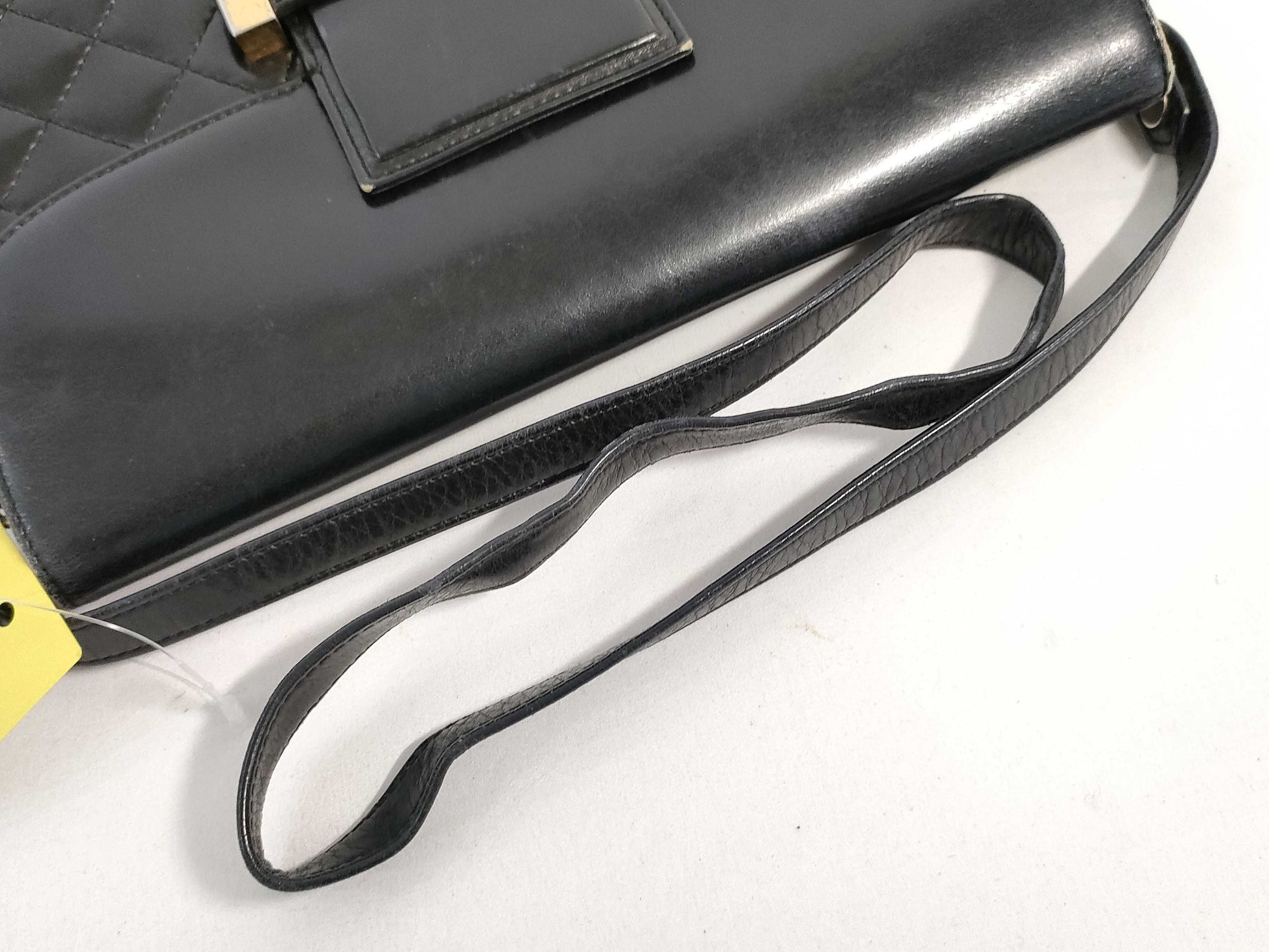 Yves Saint Laurent Vintage Shoulder Bag in Black