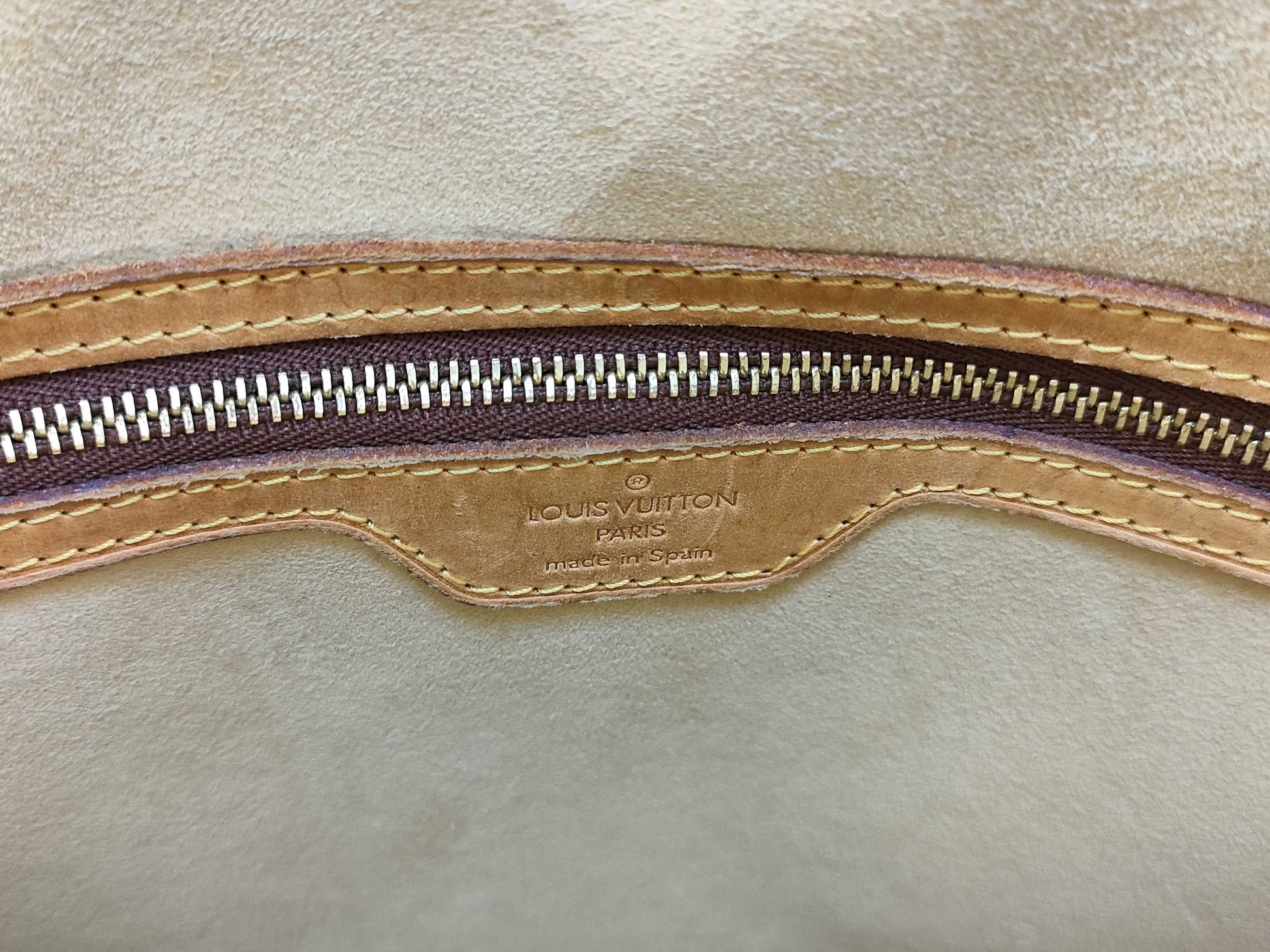 LOUIS VUITTON LM0051 Monogram M51145 Looping GM Shoulder Bag