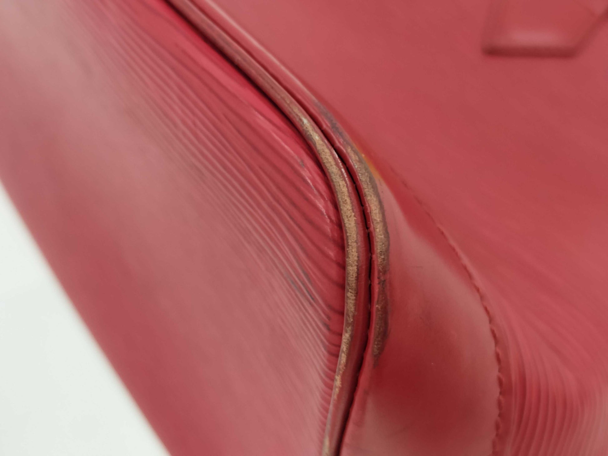 LOUIS VUITTON Epi Alma Shoulder Bag