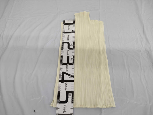 ISSEY MIYAKE Pleated White Tops Tops