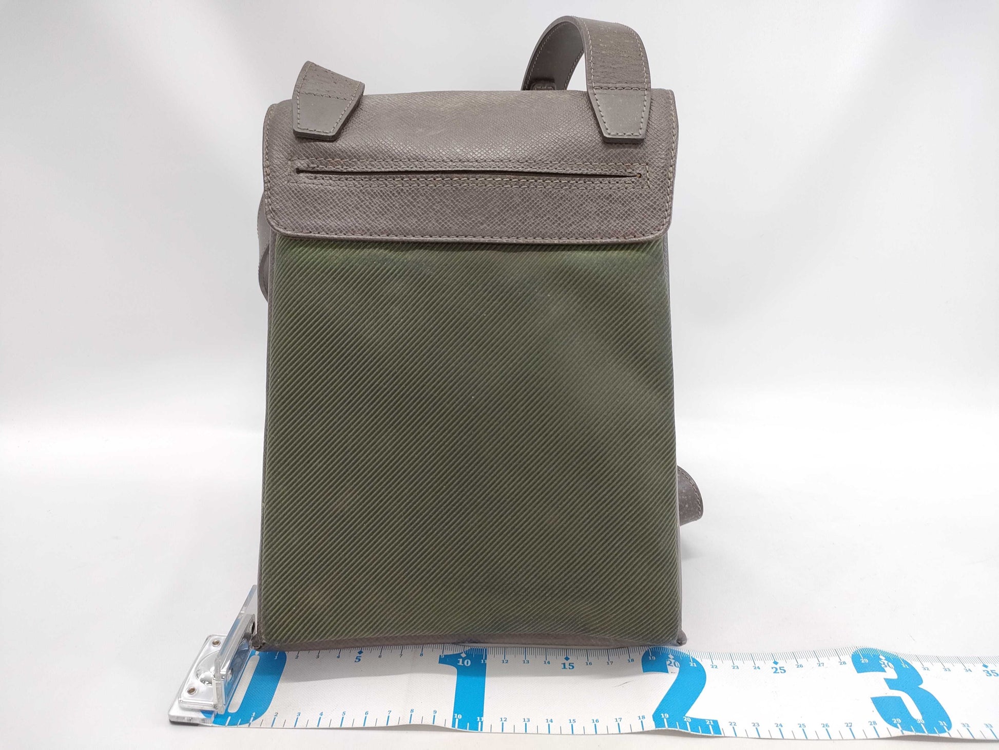LOUIS VUITTON Taiga Saratov Shoulder Bag with Torn Belt