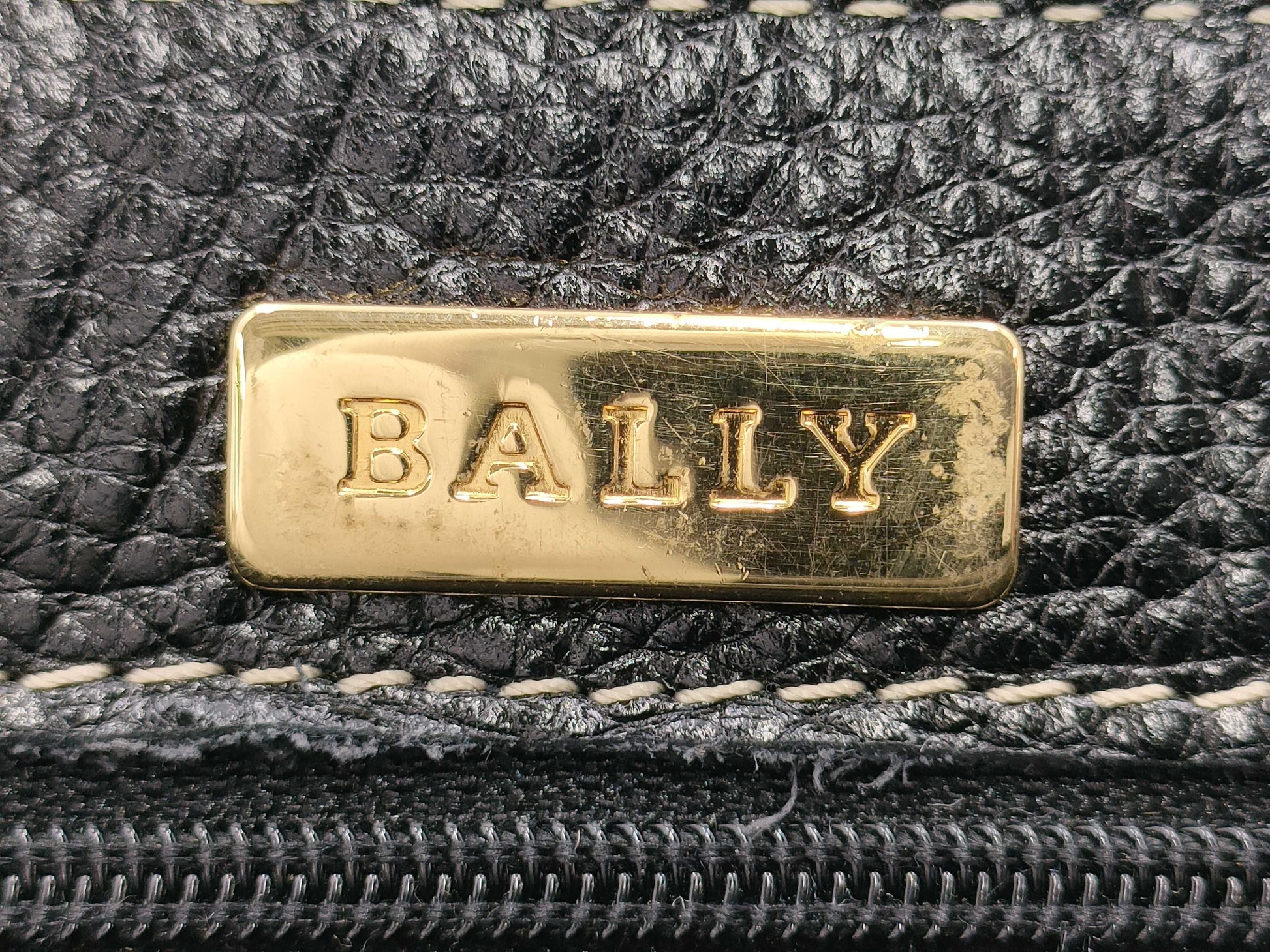 BALLY Leather/2-Way Shoulder Bag