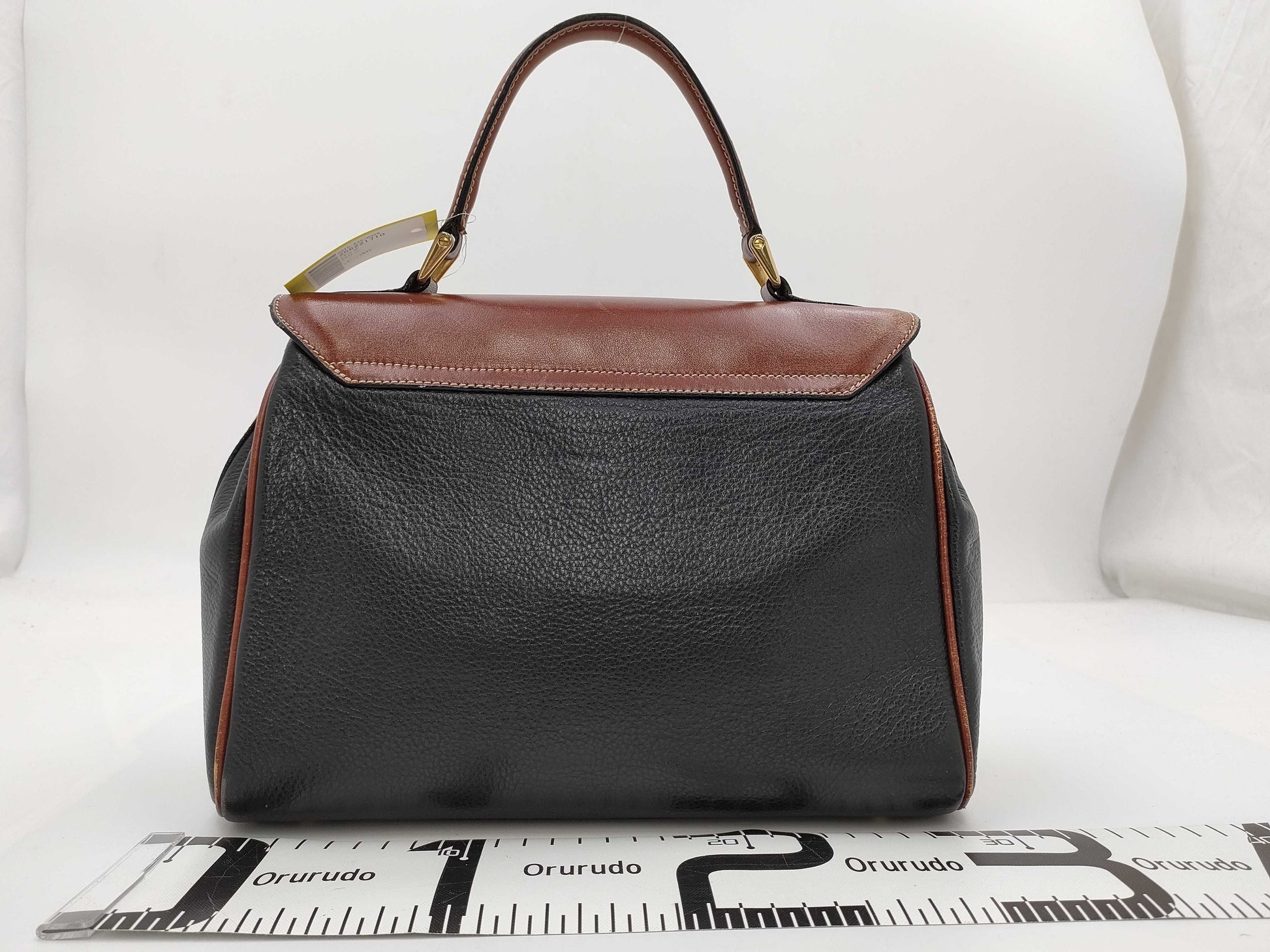 BALLY Leather/2-Way Shoulder Bag