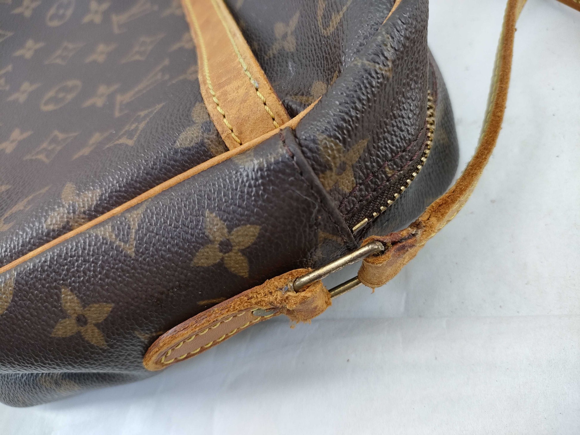 LOUIS VUITTON SL0093 Monogram M51274 Trocadero Shoulder Bag 