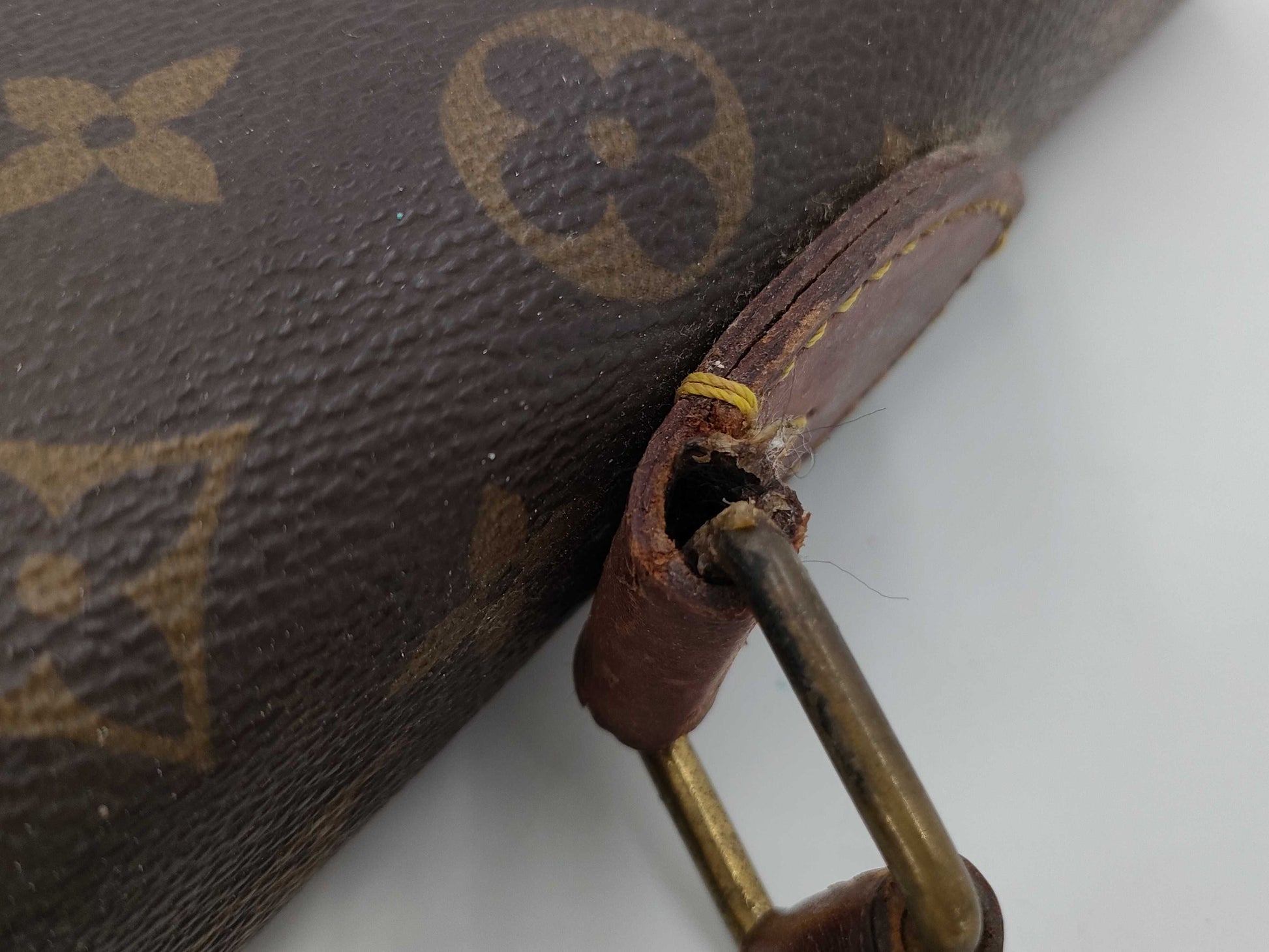 LOUIS VUITTON Monogram Conseiller M53331 Handbag