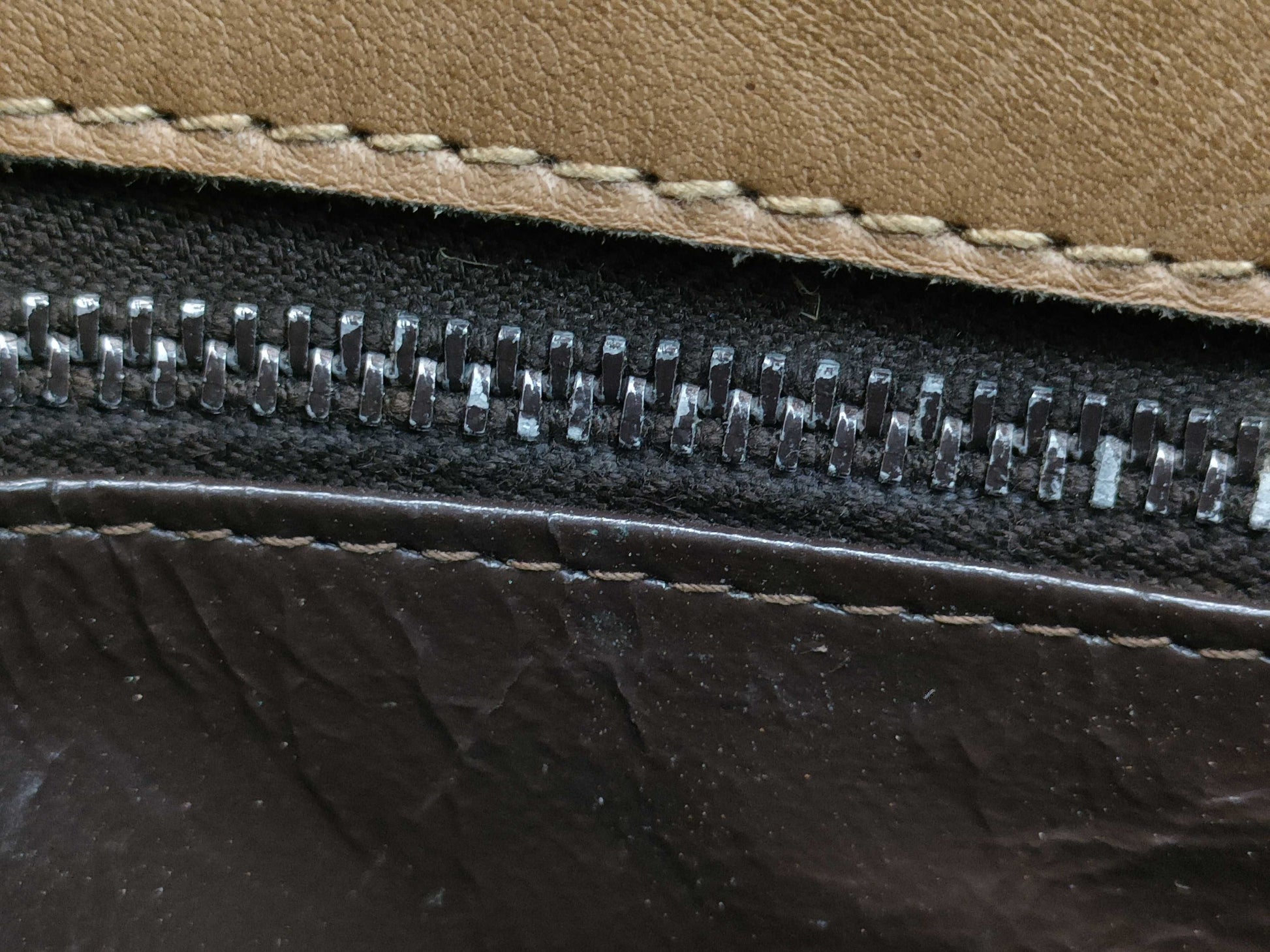 GUCCI Old Chain Shoulder Bag